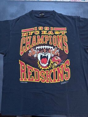 1991 NFC East Champions Redskins Taz Warner Bros. Graphic Tee - vintage men’s xl